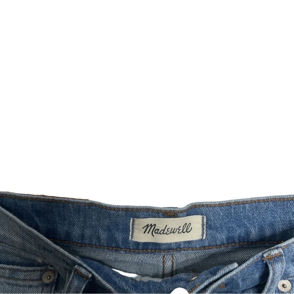 Madewell Classic Straight Jeans in Corrie Wash Step-Hem Edition Woman’s Size 27